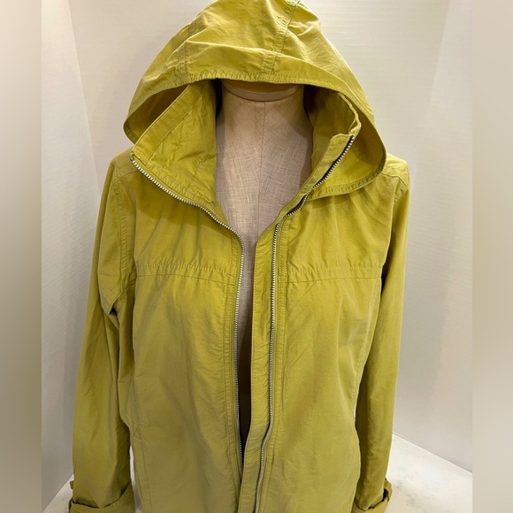 Columbia Green Utility Jacket with Hood and Adjustable Hem - Picture 3 of 16